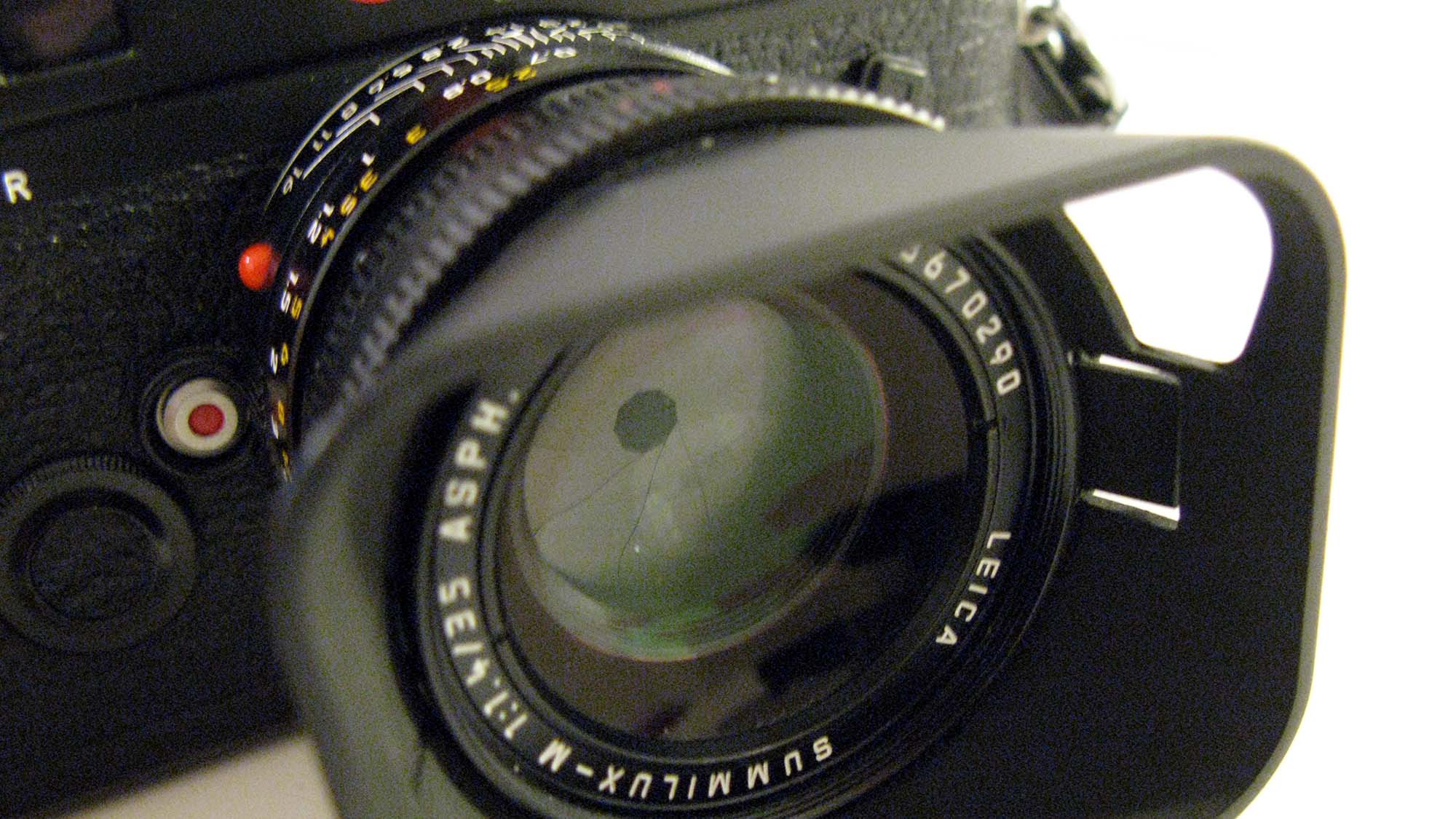 Leica summilux 2000