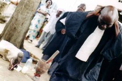 Tenrikyo, une tradition en tgoe noire