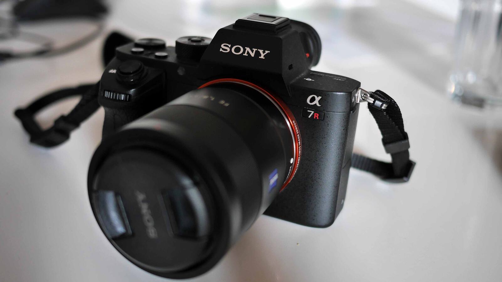 Sony Alpha 7 R