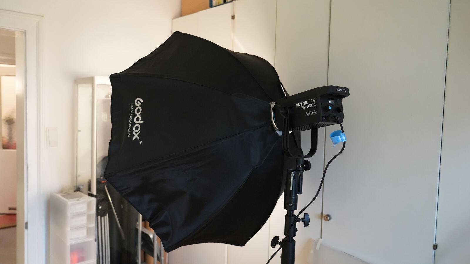 Nanlite FS 300C 1 5000