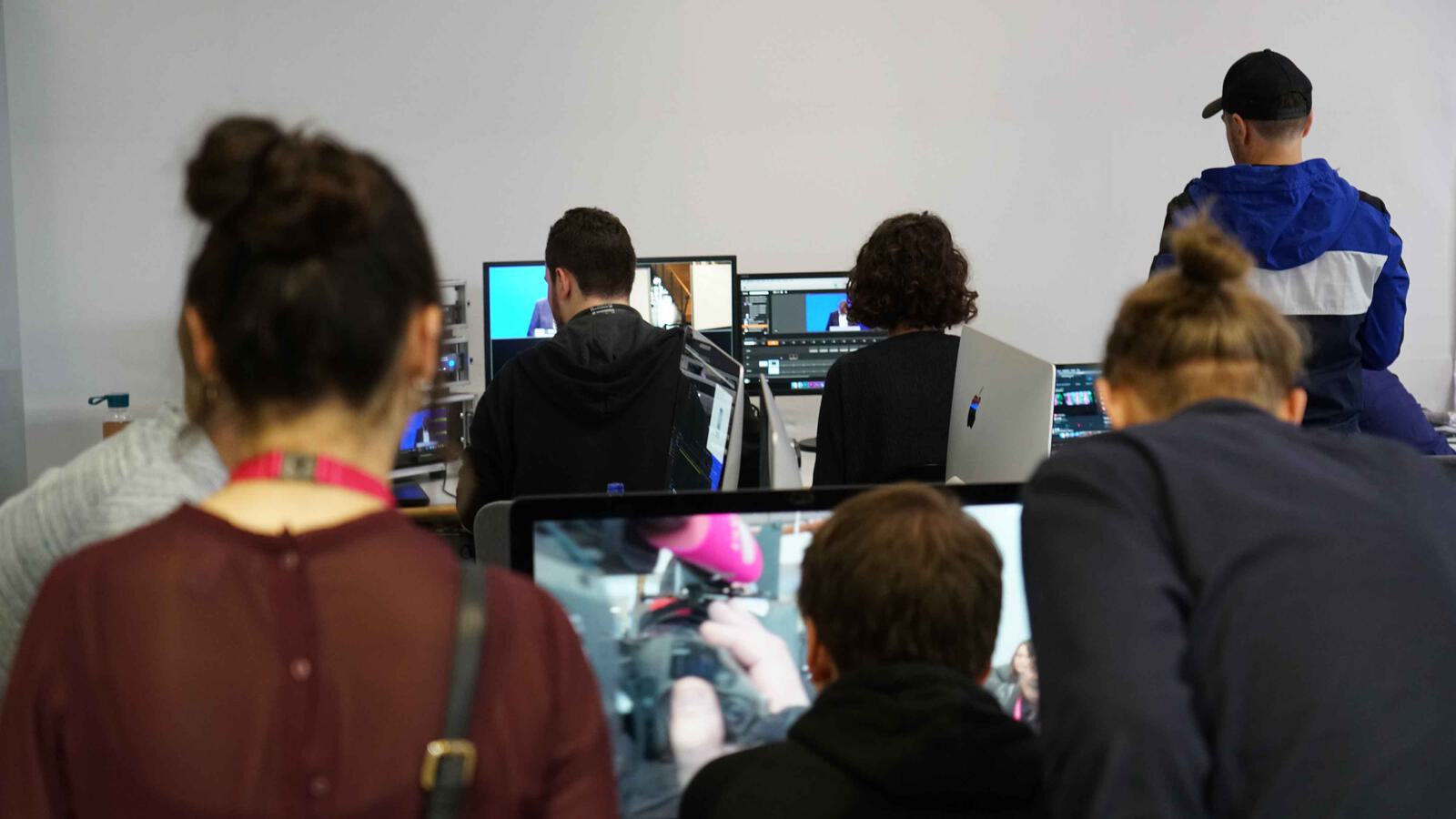 Bildschirme viele 4000