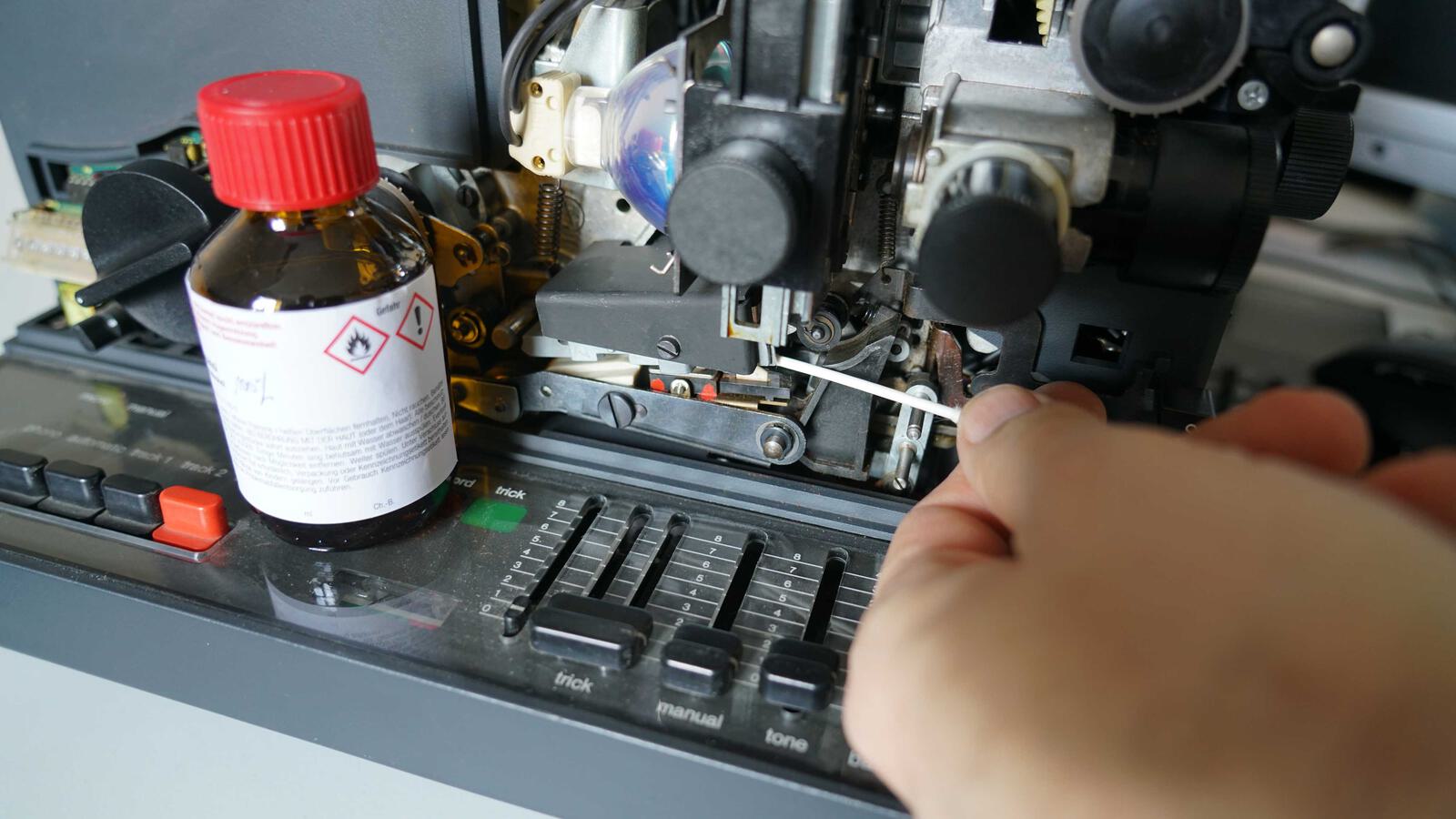 Super 8 Tonreinigung 4000