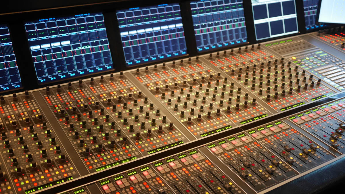 Mischpult1200