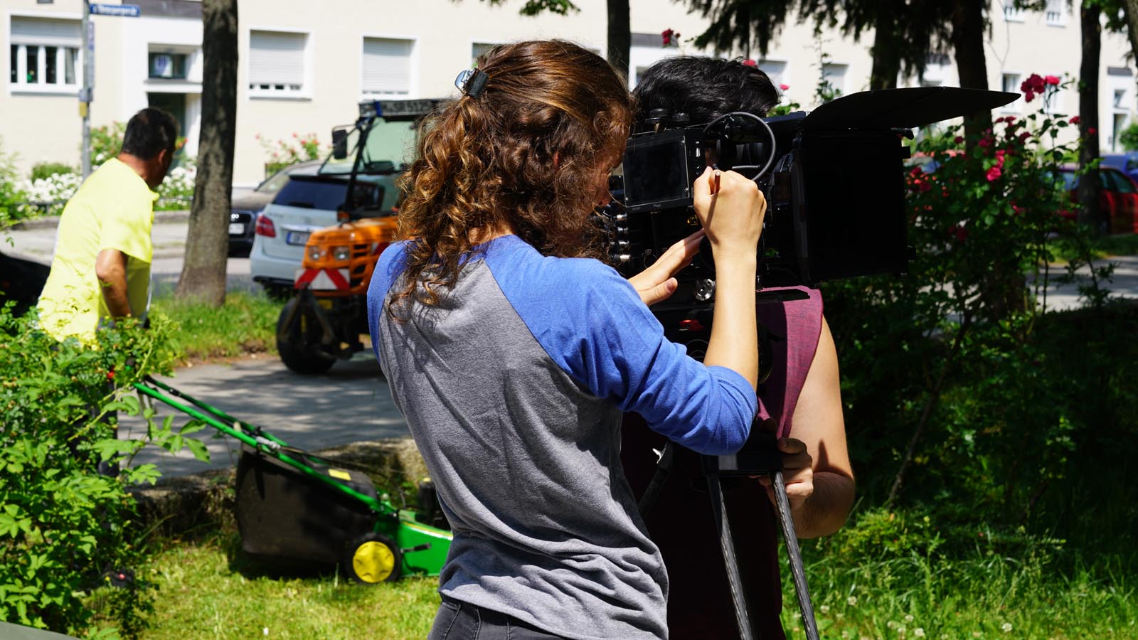 Rasenmäher und Filmdreh