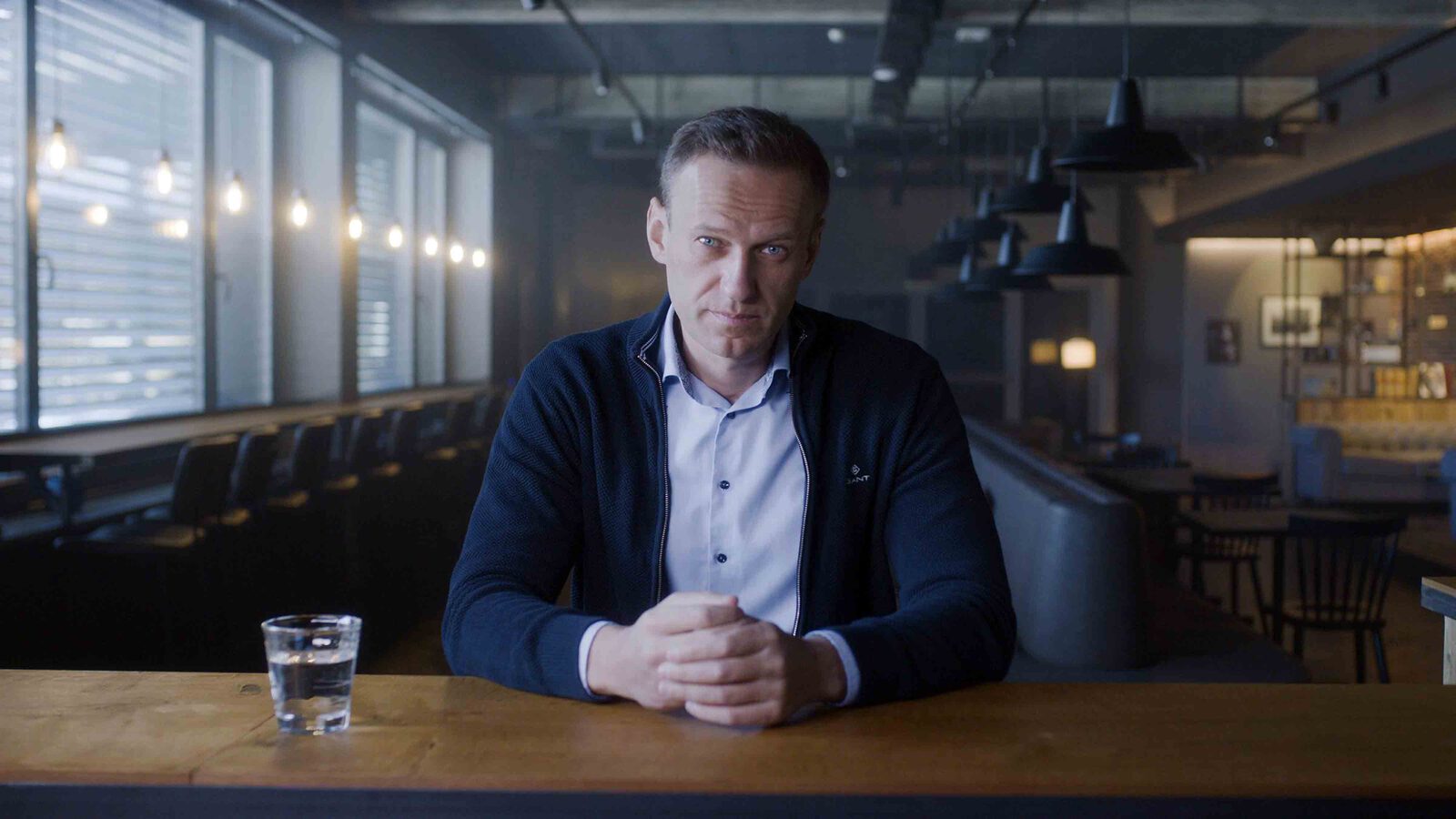 DOKfest 01 NAVALNY 4000