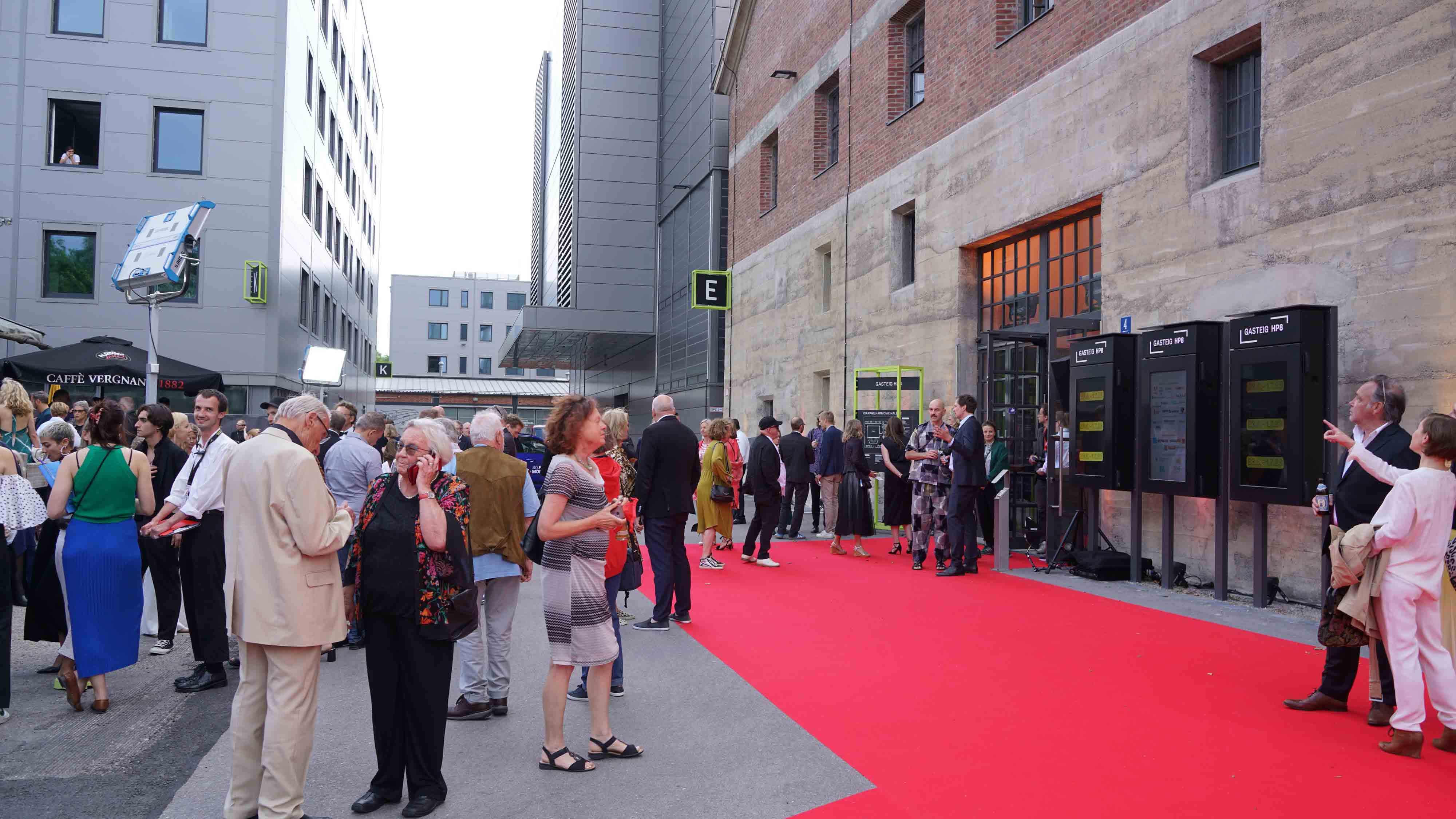 eroeffnungFFM2023 3 4000