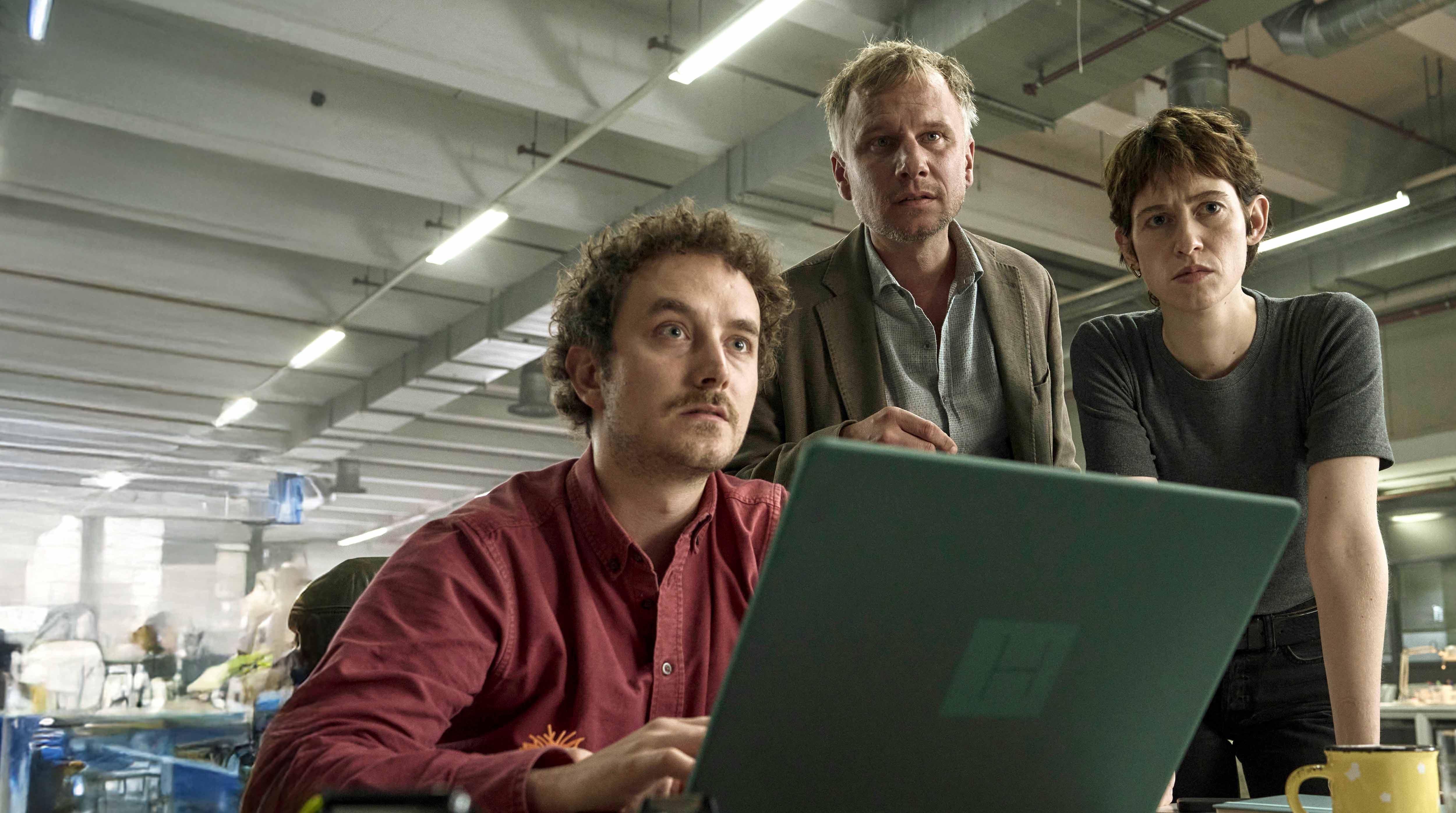 4 F2 Hundertdreizehn 5000