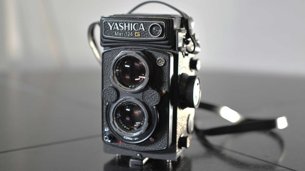 Yashica-Mat-124-1-4000