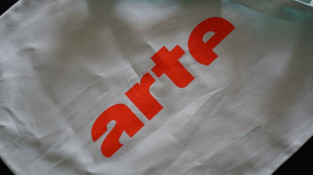 arte-minzgrün-3-4000